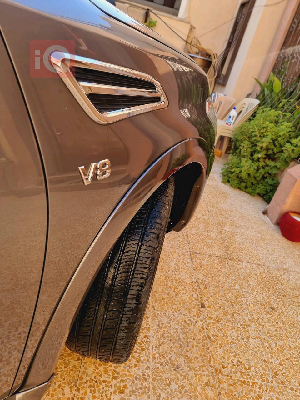 Nissan Armada